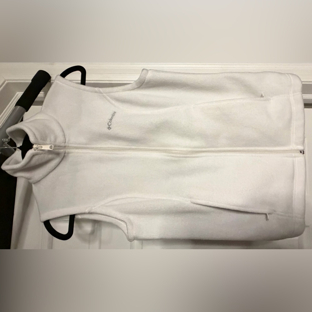 Columbia Soft Cream Fleece Vest Size Small